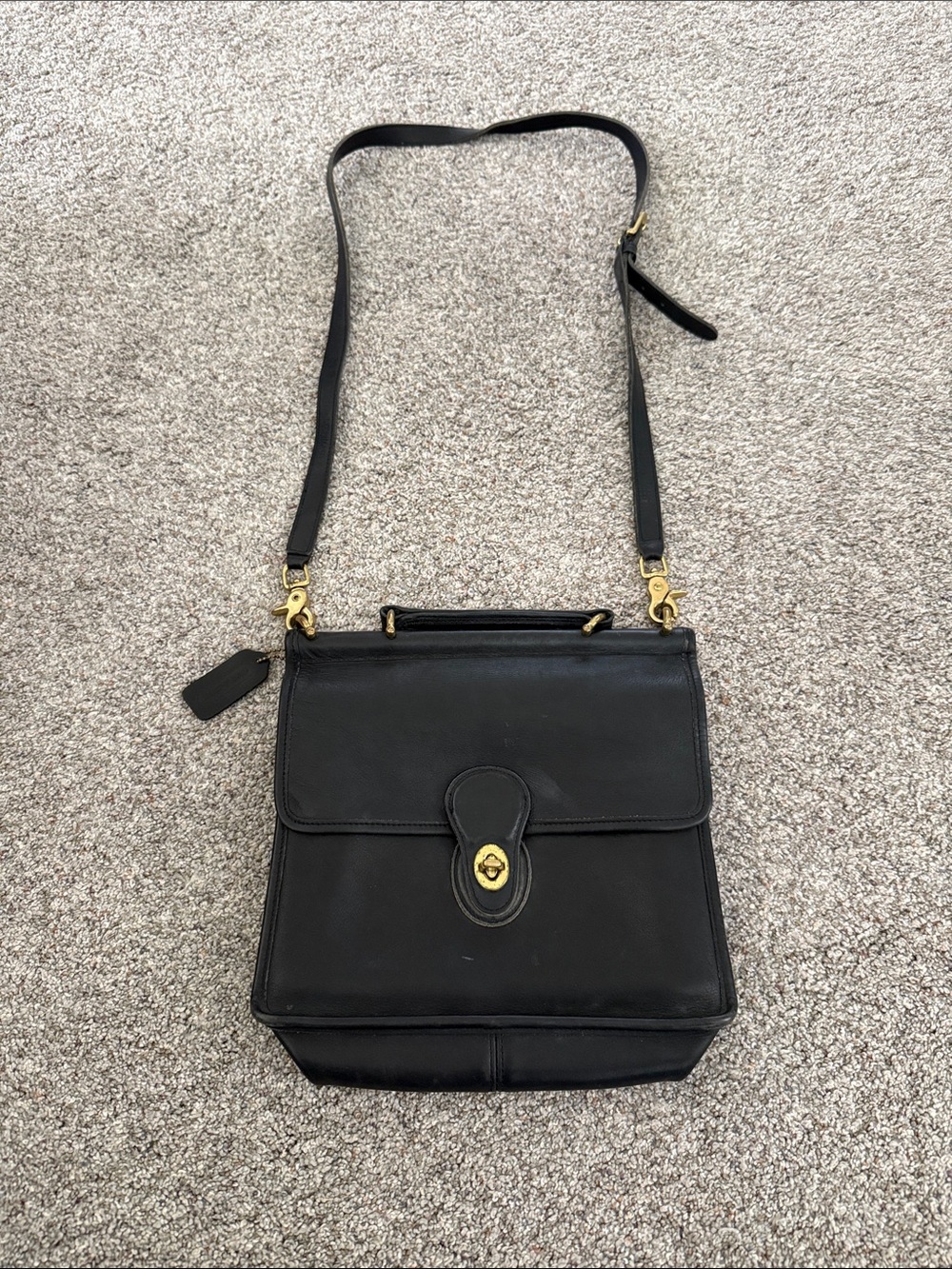 Coach Willis bag model 9927 black leather Vintage Gold Hardware
